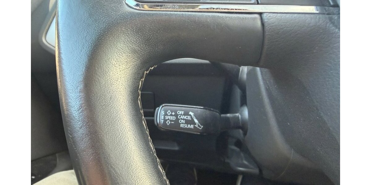 Seat Leon ST 1.4 Xcellence DSG/Panorama/LED 84.899 km 15.499 &euro; Frankfurt 60386