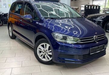 VW Touran 143.132 km 19.300 &euro; Neu-Isenburg 63263
