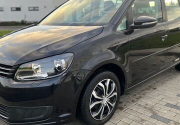 VW Touran 288.000 km 4.799 &euro; Rossdorf 64380