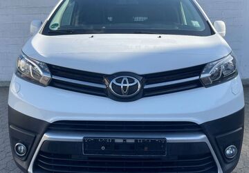 Toyota Proace (Verso) 164.000 km 9.900 &euro; Pfungstadt 64319