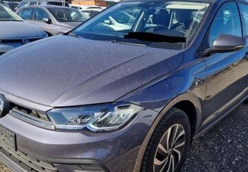 VW Polo 33.332 km 19.980 &euro; Rüsselsheim 65428