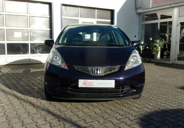 Honda Jazz 165.468 km 3.880 &euro; Mühltal 64367
