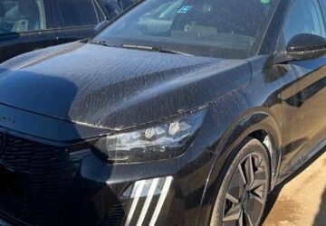 Peugeot 208 22.218 km 21.480 &euro; Rüsselsheim 65428