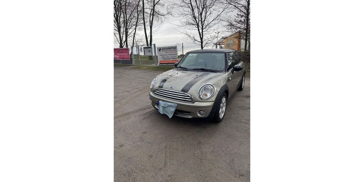 Mini Cooper 133.000 km 4.200 &euro; Mühltal 64367