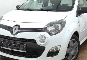 Renault Twingo 157.999 km 2.499 &euro; Bickenbach 64404