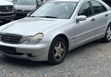 Mercedes-Benz C 200 270.000 km 1.590 &euro; Darmstadt 64293