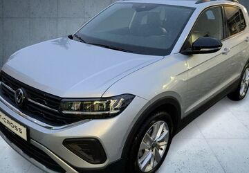 VW T-Cross 25.700 km 24.880 &euro; Frankfurt am Main 60528