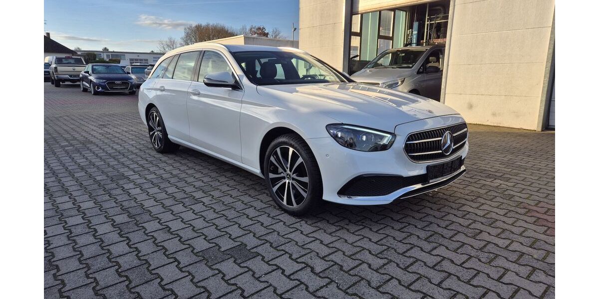 Mercedes-Benz E 300 55.700 km 28.690 &euro; Rodgau 63110