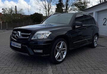 Mercedes-Benz GLK 350 283.000 km 11.900 &euro; Frankfurt am Main 60389