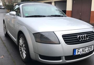 Audi TT 326.500 km 3.050 &euro; Frankfurt am Main 60433