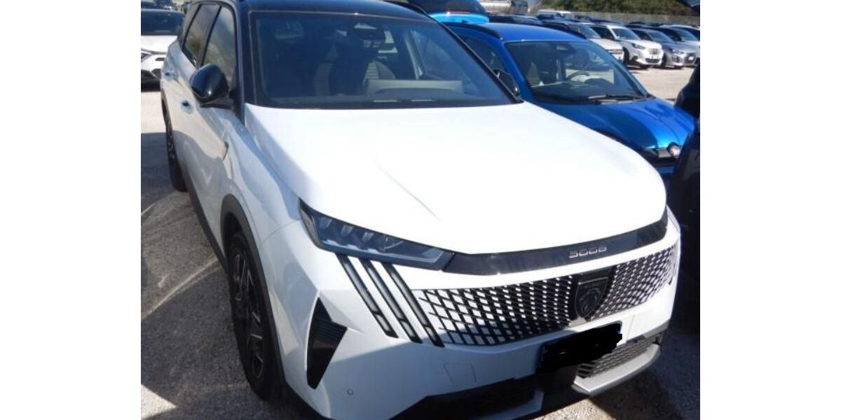 Peugeot 5008 12.910 km 32.480 &euro; Rüsselsheim 65428