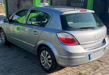 Opel Astra 158.000 km 2.999 &euro; Kelsterbach 65451