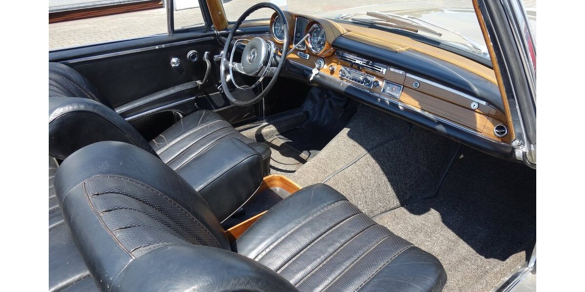 Mercedes-Benz 300 SE Cabriolet Top Original mit 58000 Km 58.000 km 179.000 &euro; Rodgau 63110