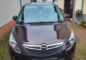 Opel Zafira Tourer 73.950 km 7.980 &euro; Rüsselsheim am Main 65428