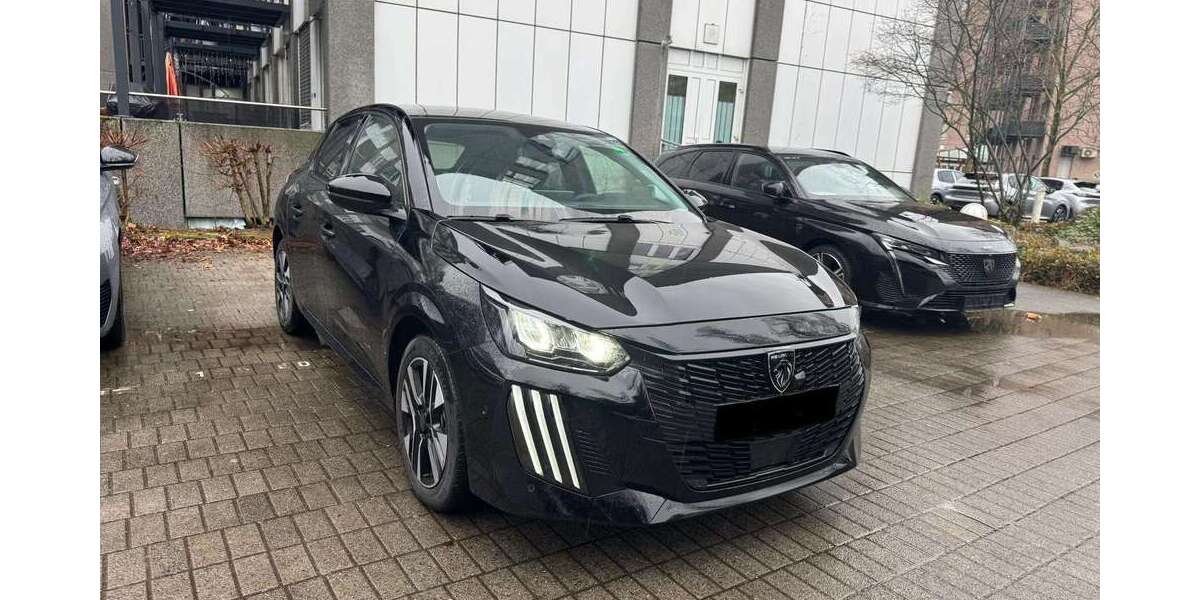Peugeot 208 7.976 km 15.380 &euro; Rüsselsheim 65428