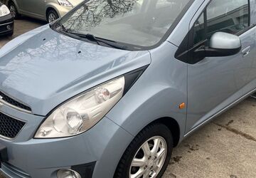 Chevrolet Spark 111.000 km 3.490 &euro; Dreieich 63303