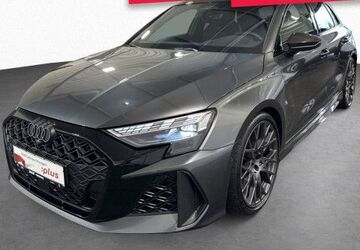 Audi RS3 10.700 km 68.779 &euro; Offenbach am Main 63071