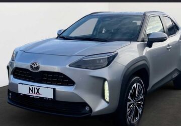 Toyota Yaris Cross 7.750 km 30.990 &euro; Offenbach 63071