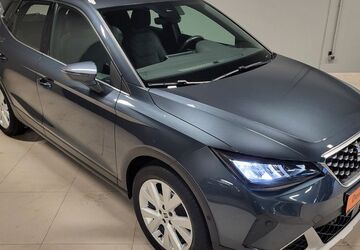 Seat Arona 65.380 km 17.540 &euro; Alsbach-Hähnlein 64665