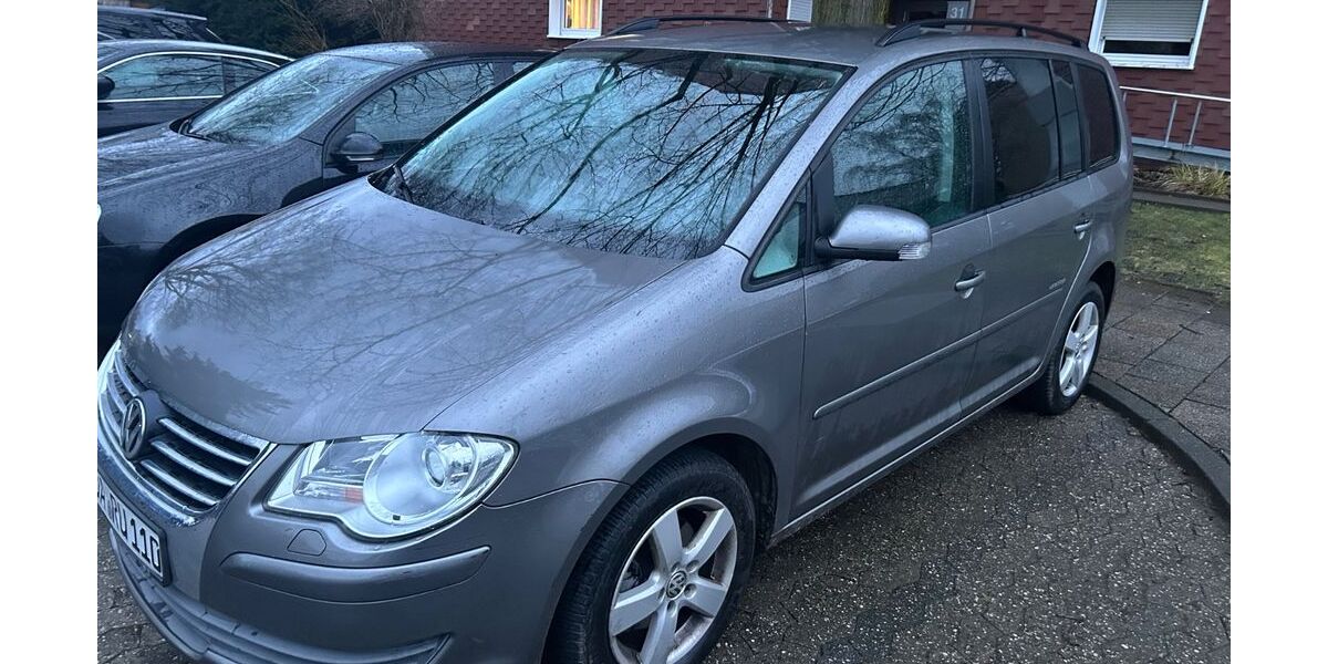 VW Touran 150.000 km 5.000 &euro; Darmstadt 64291