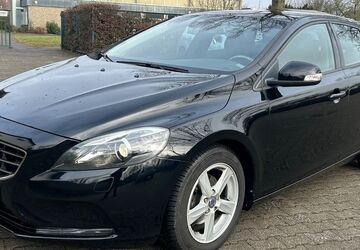 Volvo V40 120.000 km 8.999 &euro; Rüsselsheim 65428