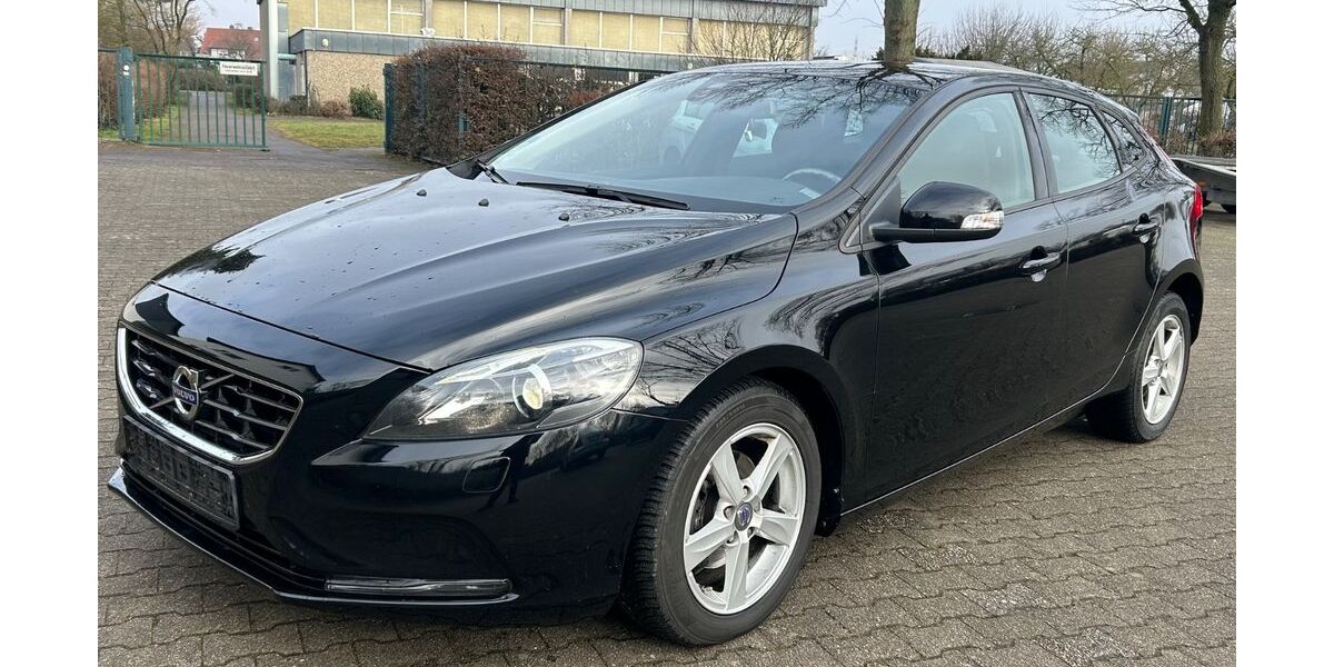 Volvo V40 120.000 km 8.999 &euro; Rüsselsheim 65428