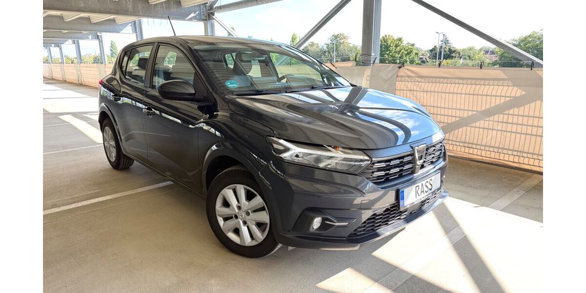 Dacia Sandero 97.814 km 10.390 &euro; Ginsheim Gustavsburg 65462