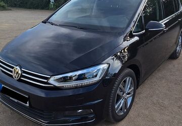VW Touran 132.500 km 18.900 &euro; Darmstadt 64297
