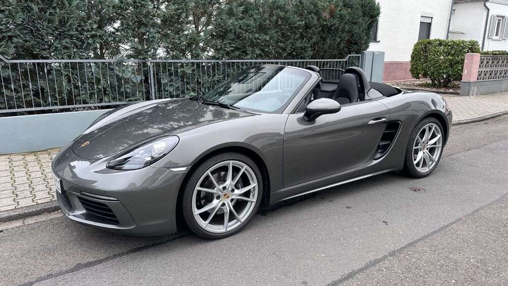 Porsche Boxster 7.800 km 70.980 &euro; Egelsbach 63329