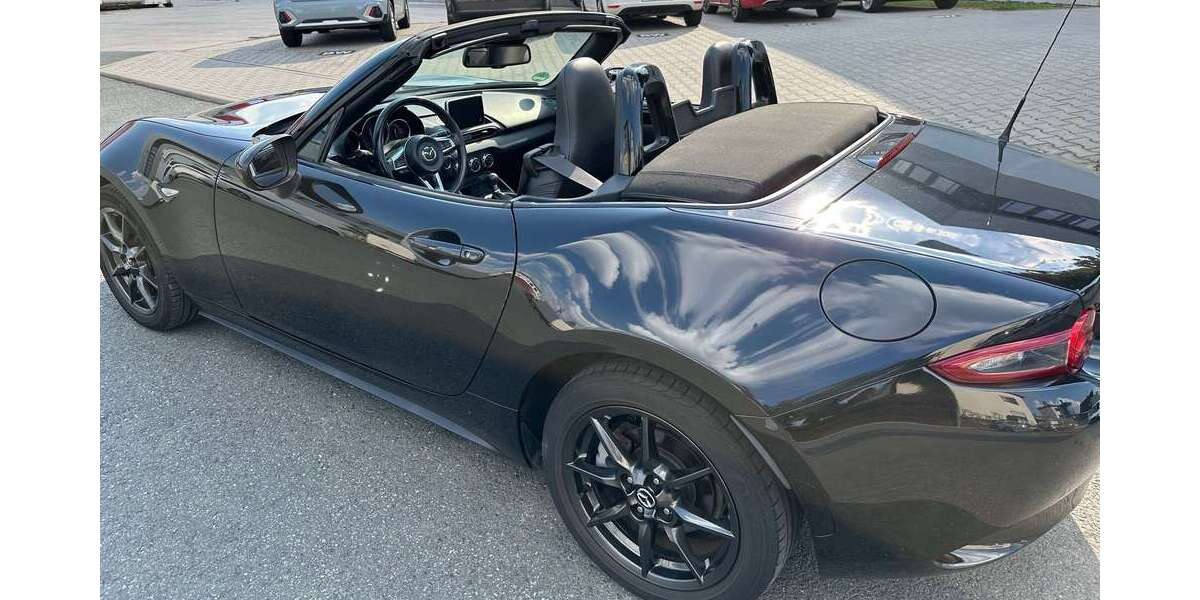 Mazda MX-5 130.000 km 13.900 &euro; Frankfurt a.M 60594