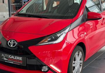 Toyota Aygo (X) 77.000 km 8.500 &euro; Heppenheim 64646