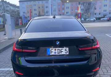 BMW 318 158.000 km 21.900 &euro; frankfurt 60529