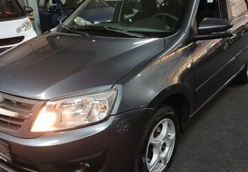 Lada Granta 82.000 km 5.200 &euro; Rüsselsheim 65428