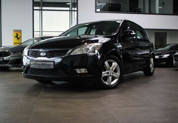 Kia ceed / Ceed 112.000 km 6.990 &euro; Griesheim/Darmstadt 64347