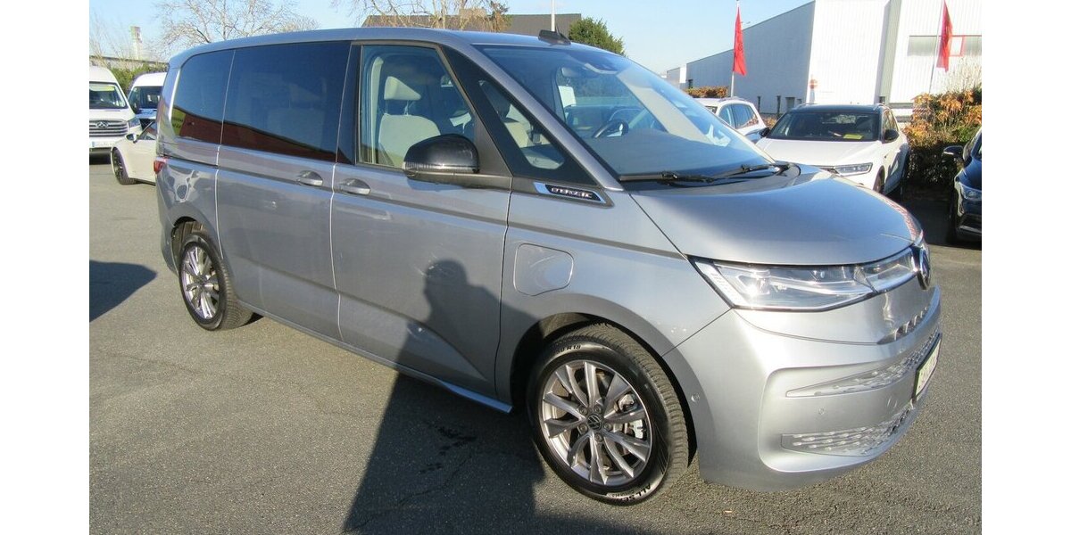 VW T7 Multivan Style eHybrid lang 93.000 km 48.990 &euro; Gernsheim 64579