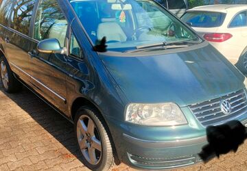 VW Sharan 112.000 km 3.500 &euro; Offenbach 63073