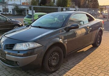 Renault Megane 180.000 km 1.300 &euro; Rödermark 63322