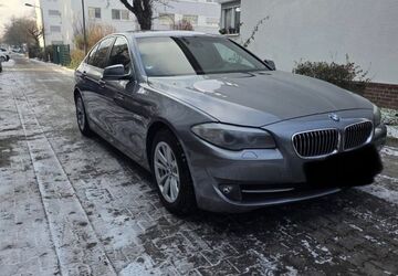 BMW 523 220.000 km 6.450 &euro; Frankfurt am Main 60326