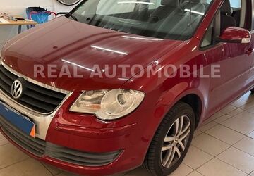 VW Touran 162.000 km 6.500 &euro; Frankfurt am Main 65933