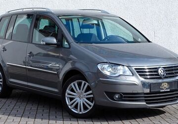 VW Touran 105.690 km 9.990 &euro; Bensheim 64625