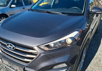 Hyundai TUCSON 202.000 km 9.900 &euro; Weiterstadt 64331