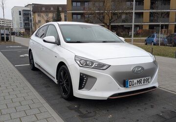 Hyundai IONIQ 80.000 km 13.500 &euro; Darmstadt 64287