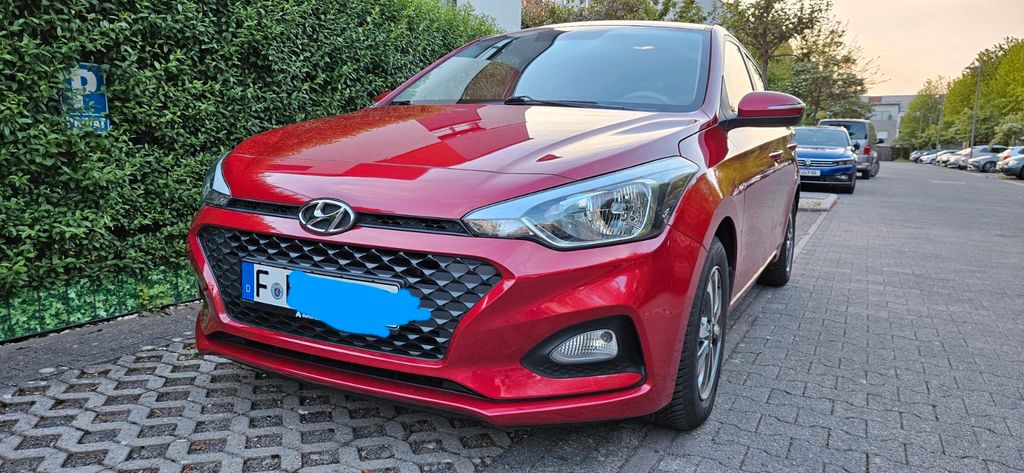 Hyundai i20 50.000 km 9.150 &euro; Frankfurt 60438