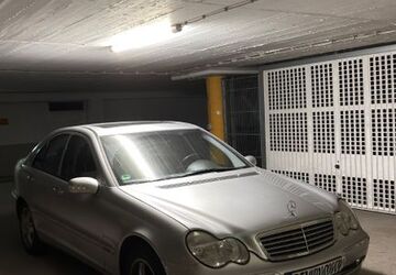 Mercedes-Benz C 180 117.000 km 3.699 &euro; Darmstadt 64289