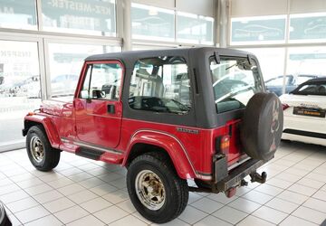 Jeep Wrangler 176.379 km 8.900 &euro; Obertshausen 63179