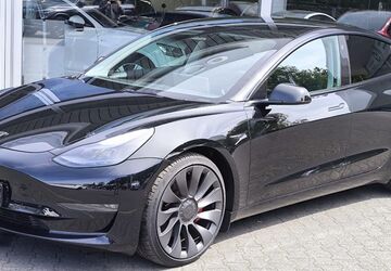 Tesla Model 3 80.620 km 29.750 &euro; Dieburg 64807