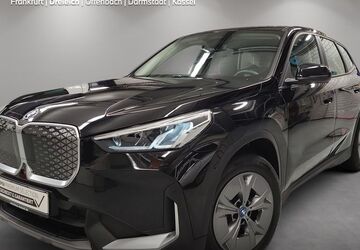 BMW iX1 30.053 km 33.950 &euro; Dreieich-Sprendlingen 63303