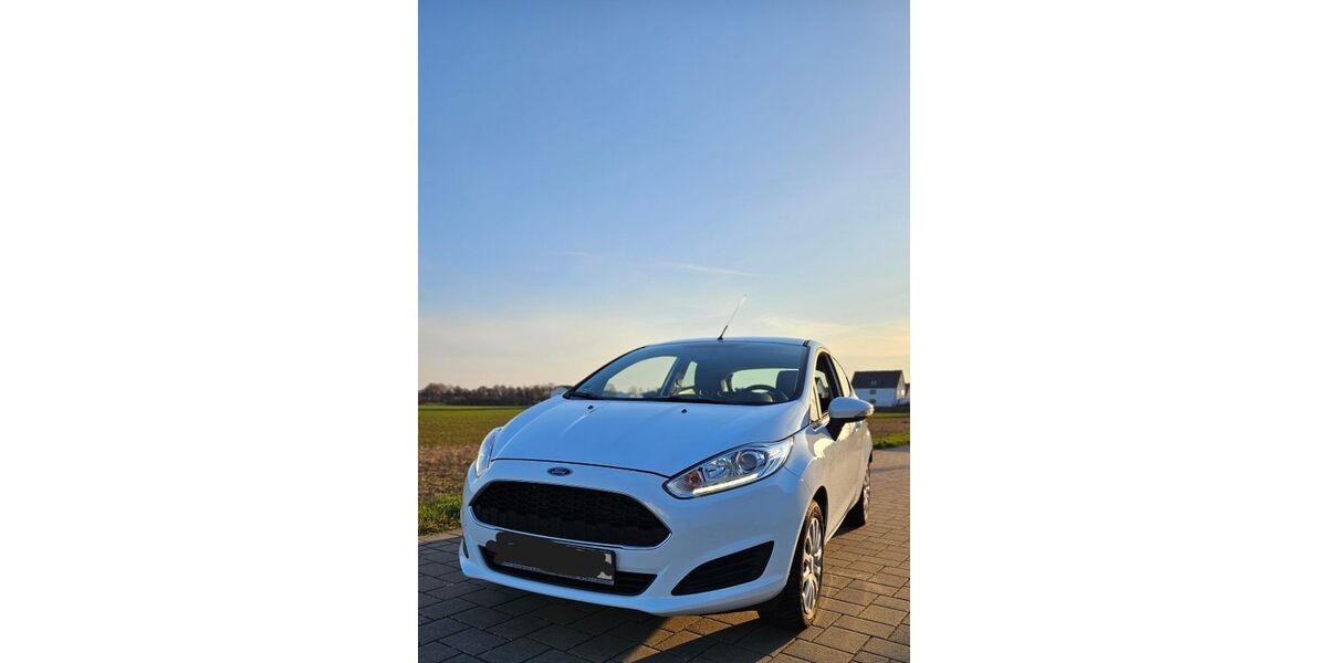 Ford Fiesta 16.000 km 7.900 &euro; Babenhausen 64832