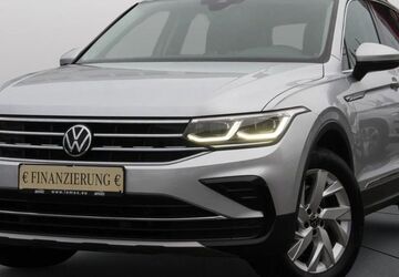 VW Tiguan 166.130 km 22.900 &euro; Frankfurt am Main 60386
