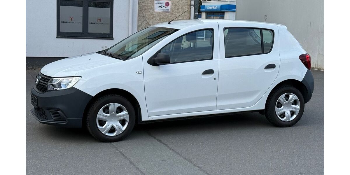 Dacia Sandero 92.000 km 5.899 &euro; Frankfurt am Main 60314